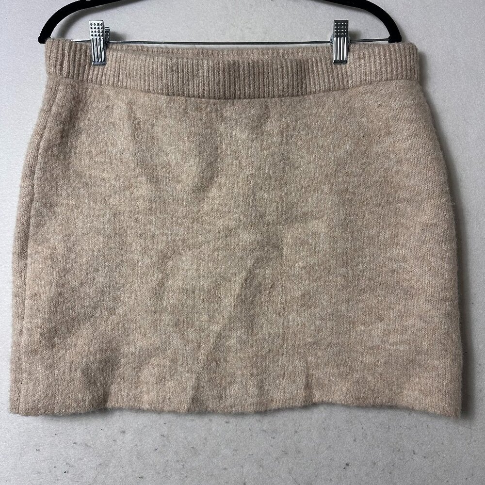 American Eagle skirt sz Lg sweater mini beige tan neutral minimalist capsule NEW